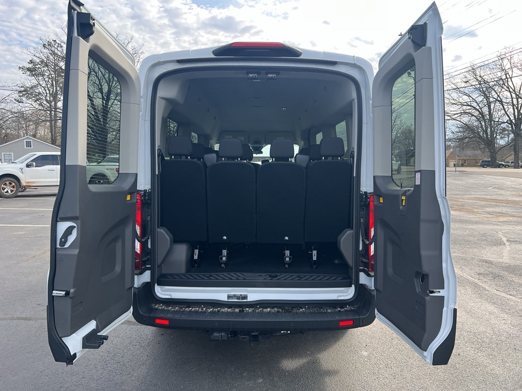 2026 Ford Transit Wagon XLT