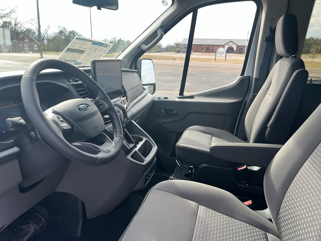 2026 Ford Transit Wagon XLT