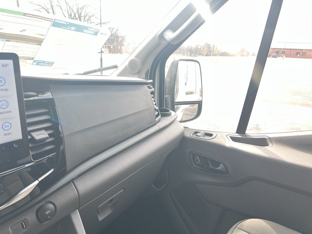 2026 Ford Transit Wagon XLT