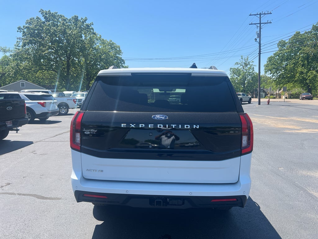 2026 Ford Expedition Active