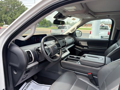 2025 Ford Expedition Active