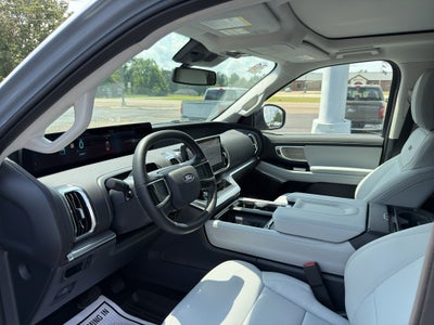 2027 Ford Expedition Platinum