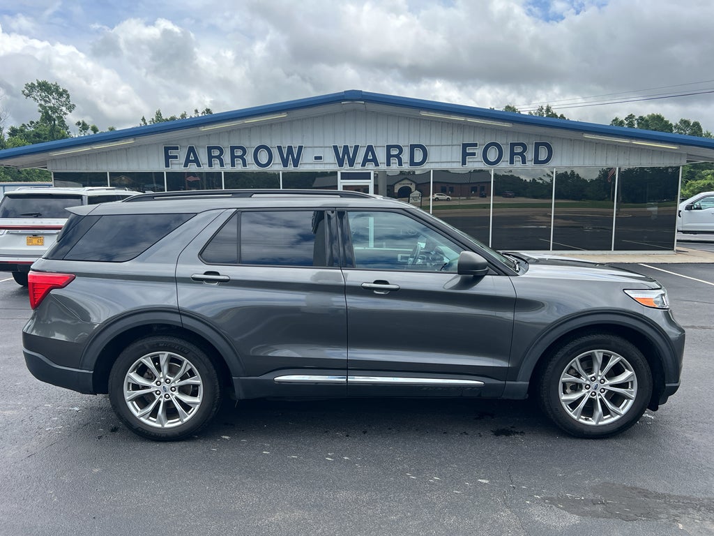 2020 Ford Explorer XLT RWD's photo