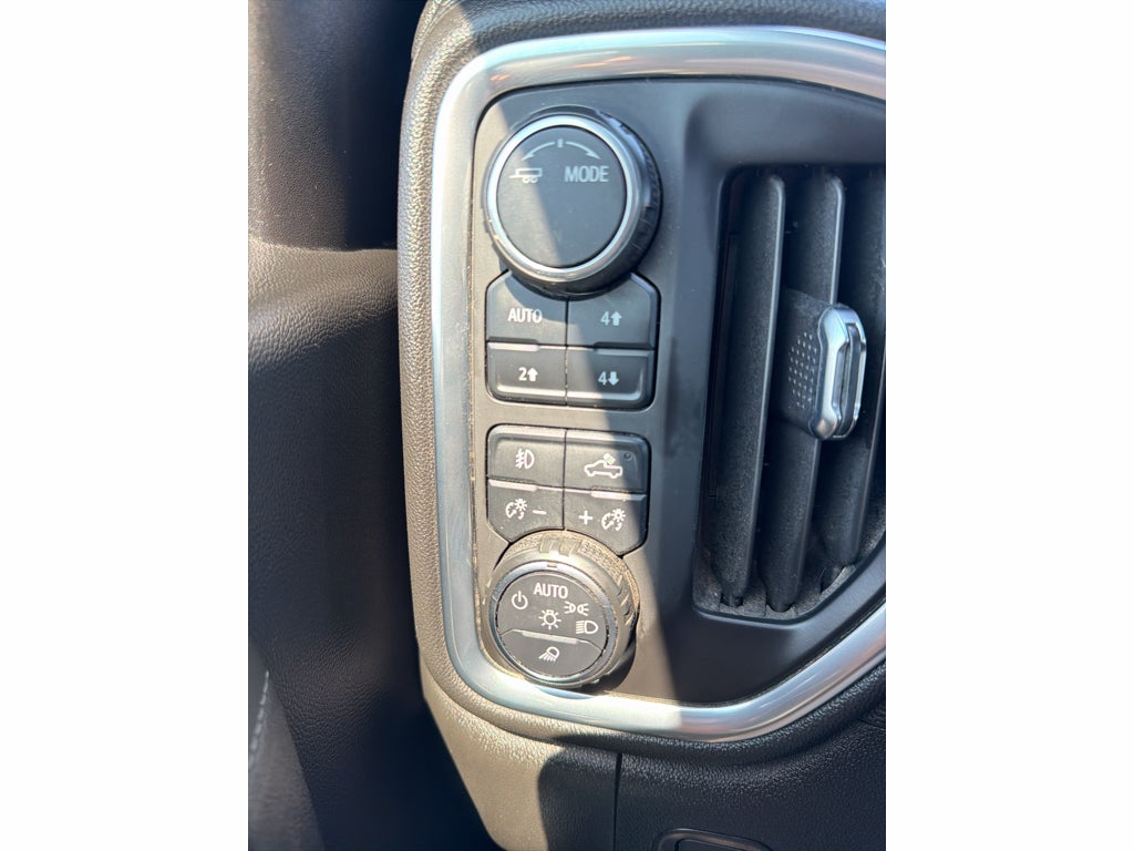 2021 Chevrolet Silverado RST