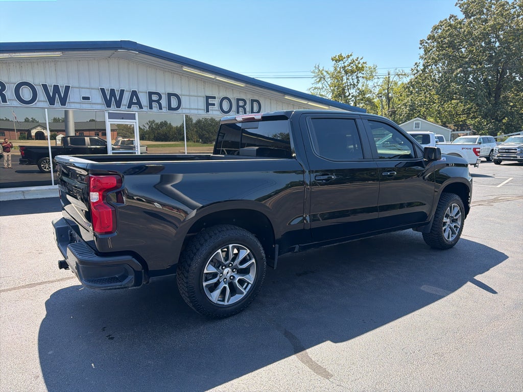 2021 Chevrolet Silverado RST