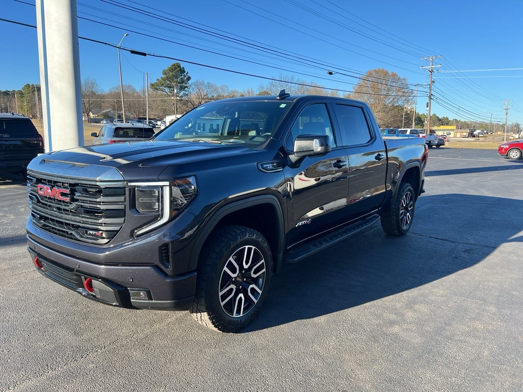 2023 GMC Sierra AT4