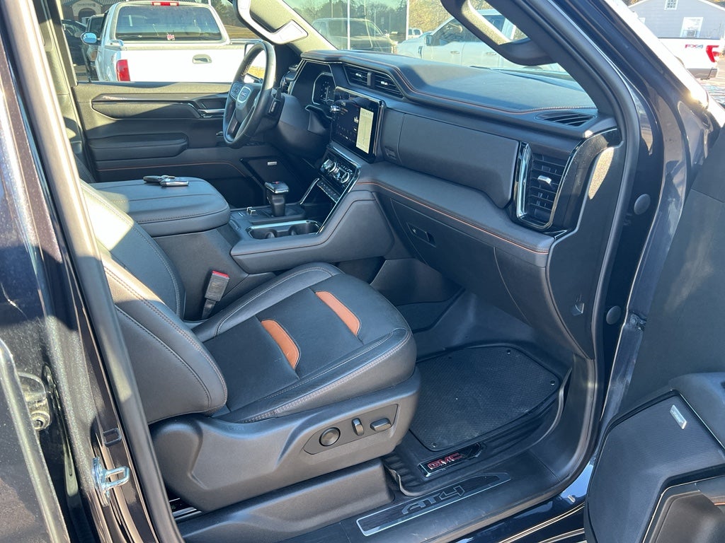 2023 GMC Sierra AT4
