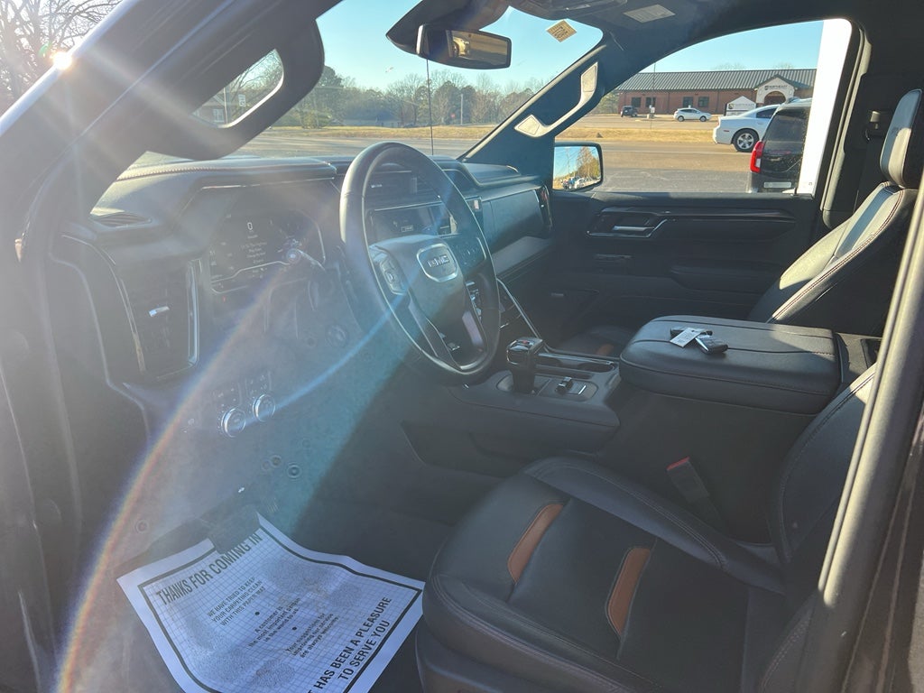 2023 GMC Sierra AT4