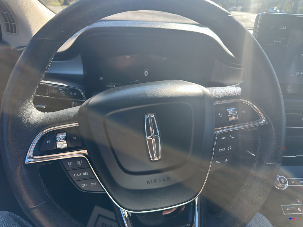 2022 Lincoln Nautilus Standard