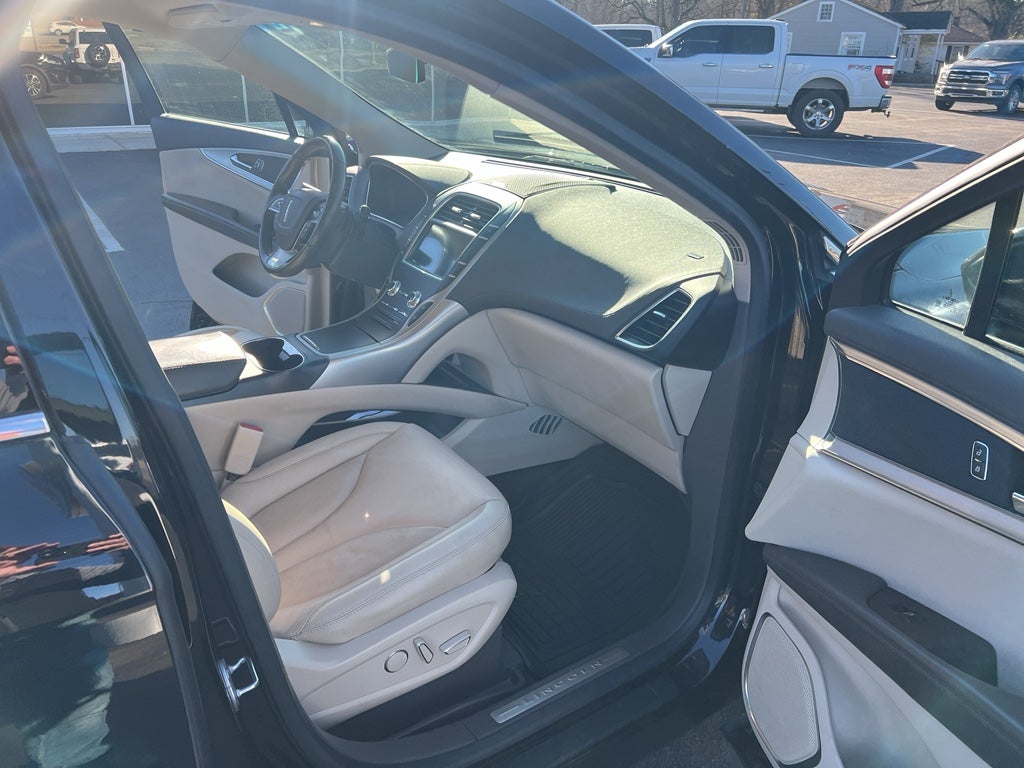 2020 Lincoln Nautilus Standard