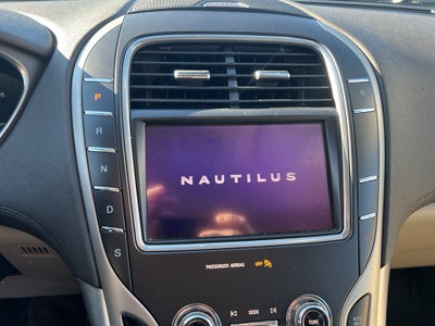 2020 Lincoln Nautilus Standard