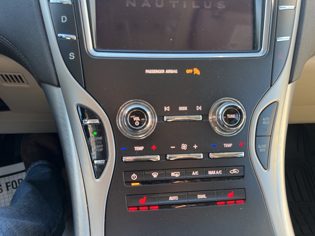 2020 Lincoln Nautilus Standard