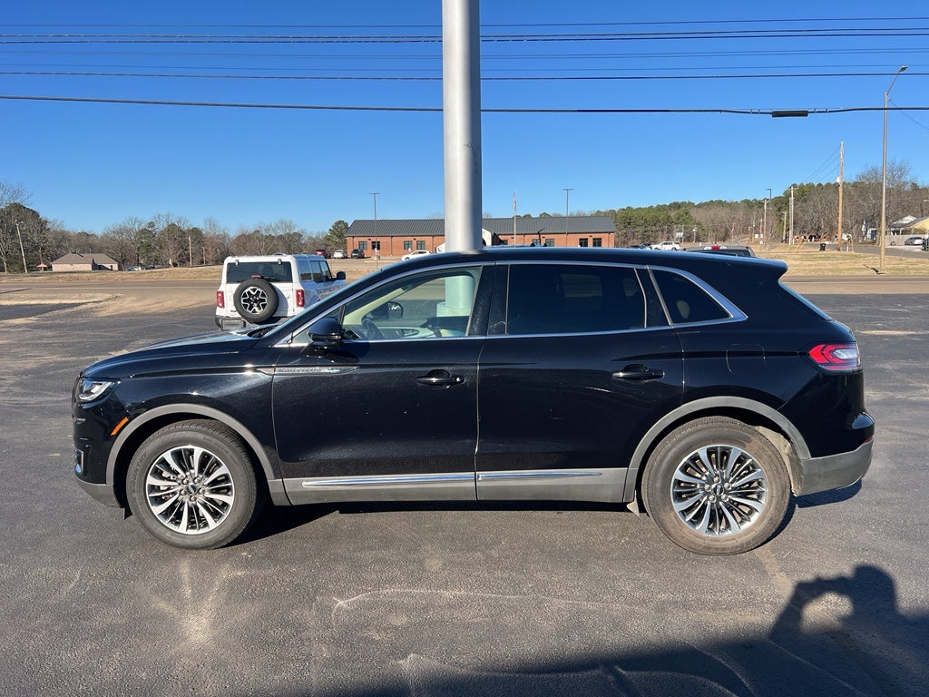 2020 Lincoln Nautilus Standard