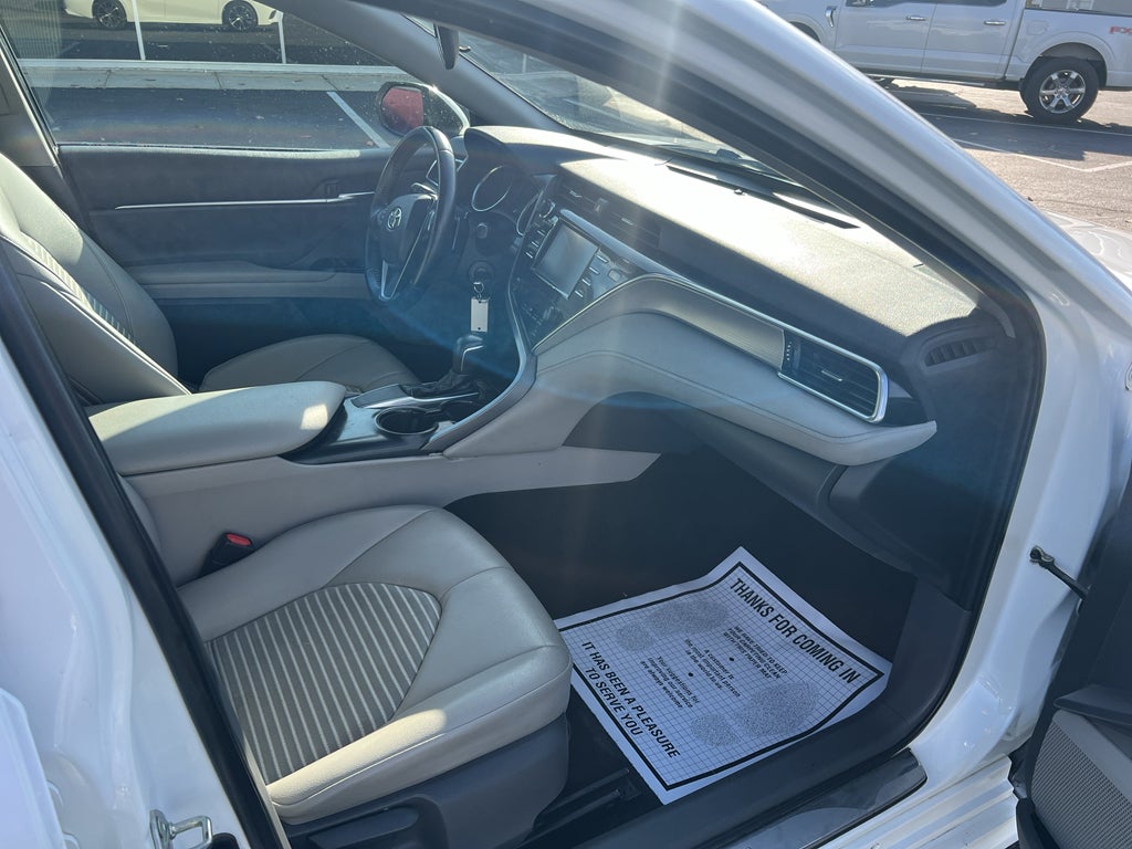 2018 Toyota Camry SE