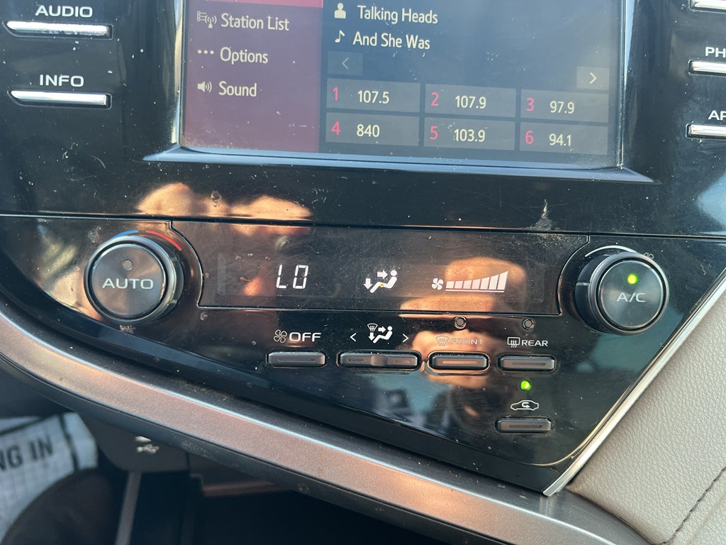 2018 Toyota Camry SE