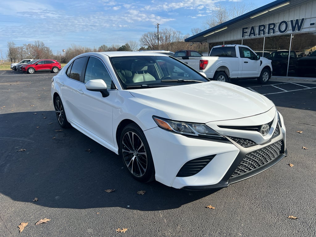 2018 Toyota Camry SE