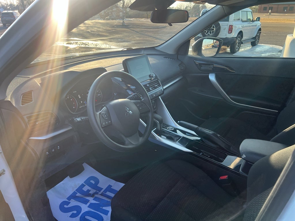2023 Mitsubishi Eclipse Cross LE