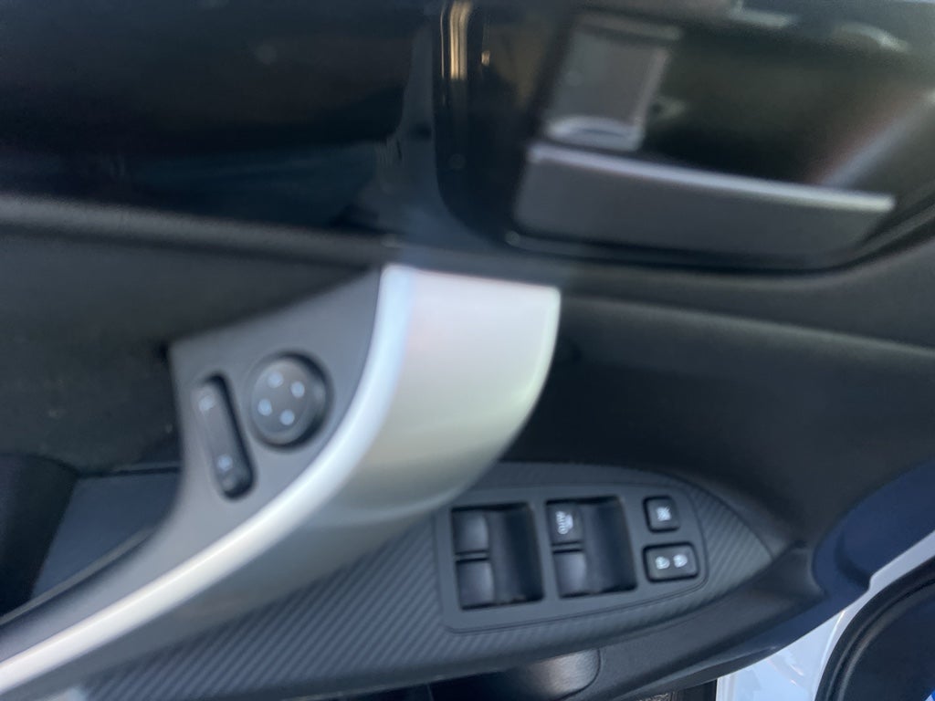 2023 Mitsubishi Eclipse Cross LE